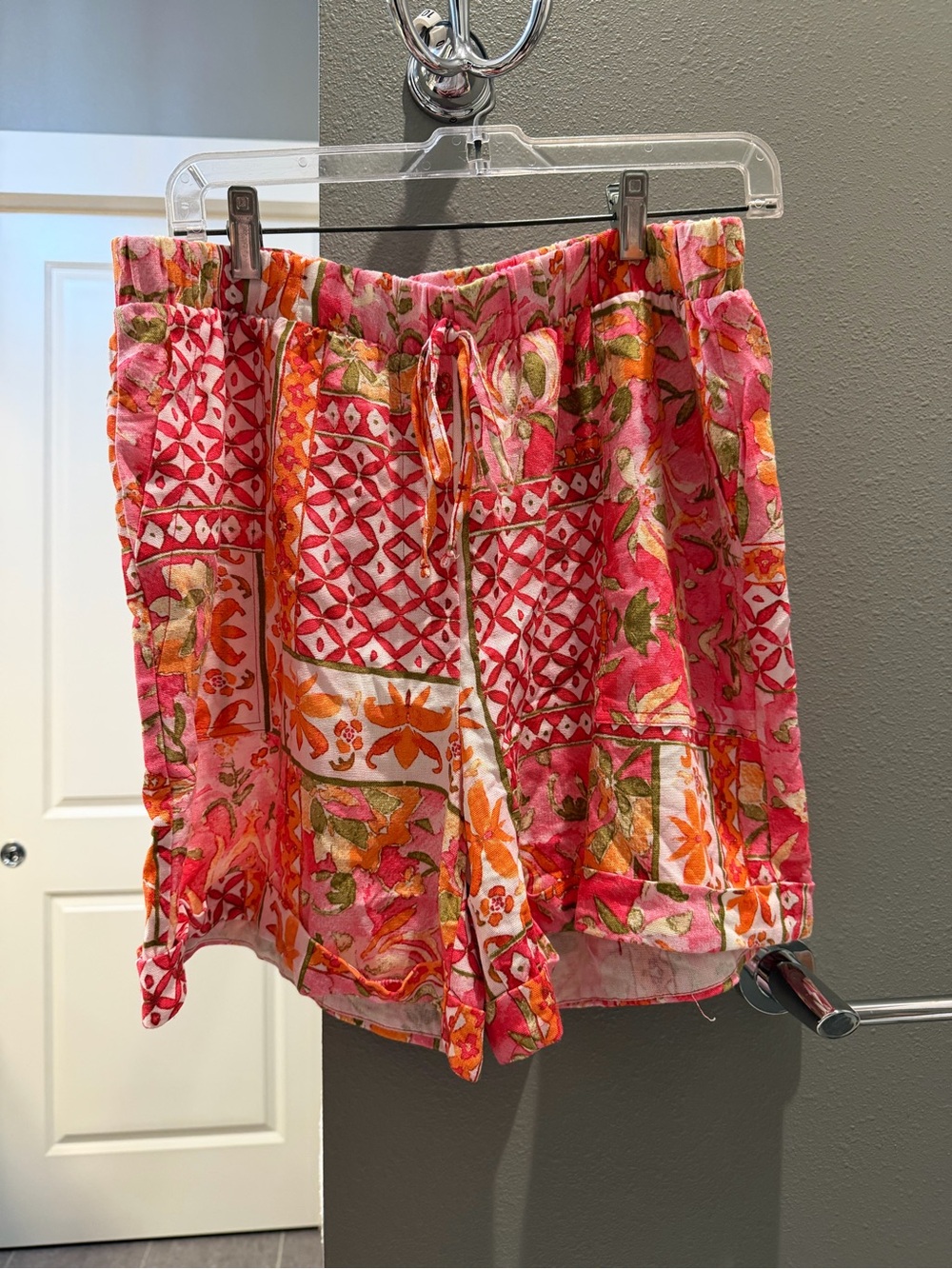 High-Waist Pink Floral Patchwork Drawstring Shorts